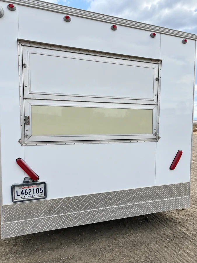 Mobile Kitchen Trailer / Container equipment reference for Florida rental planning